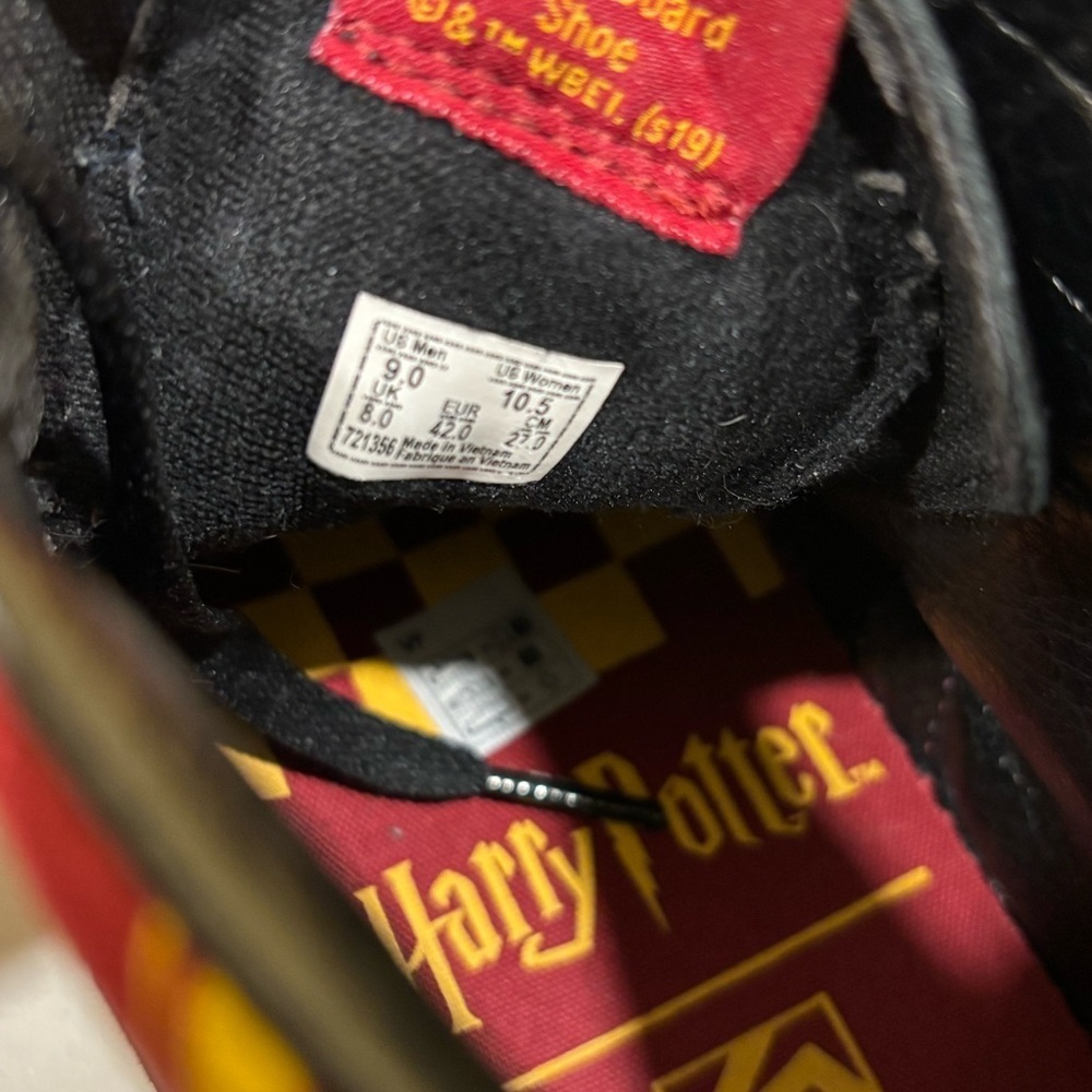 Vans x Harry Potter Gryffindor SK8-HI - Picture 8 of 8